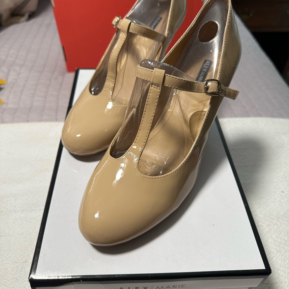 Alex Marie SIZE 9 high heels in blush